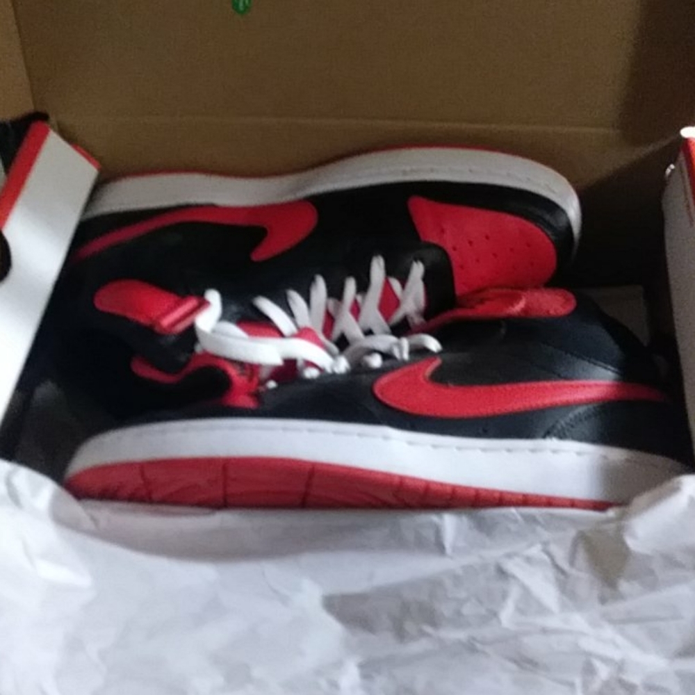 Shoes - Picture 3 of 3